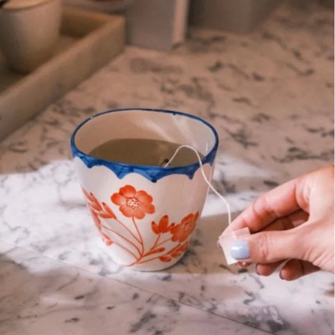 Oval Cup Vintage Flower