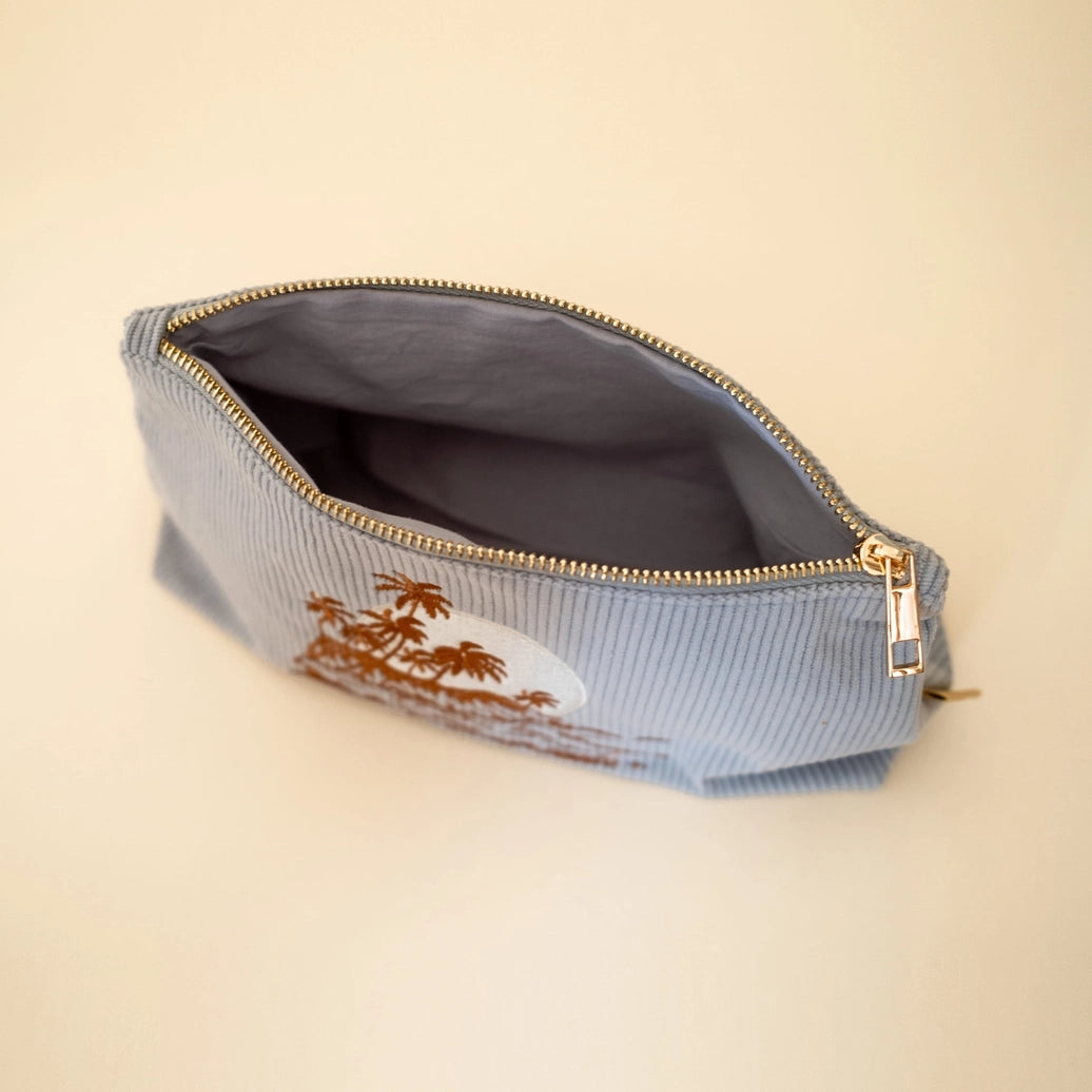 Medium Pouch Sky Blue