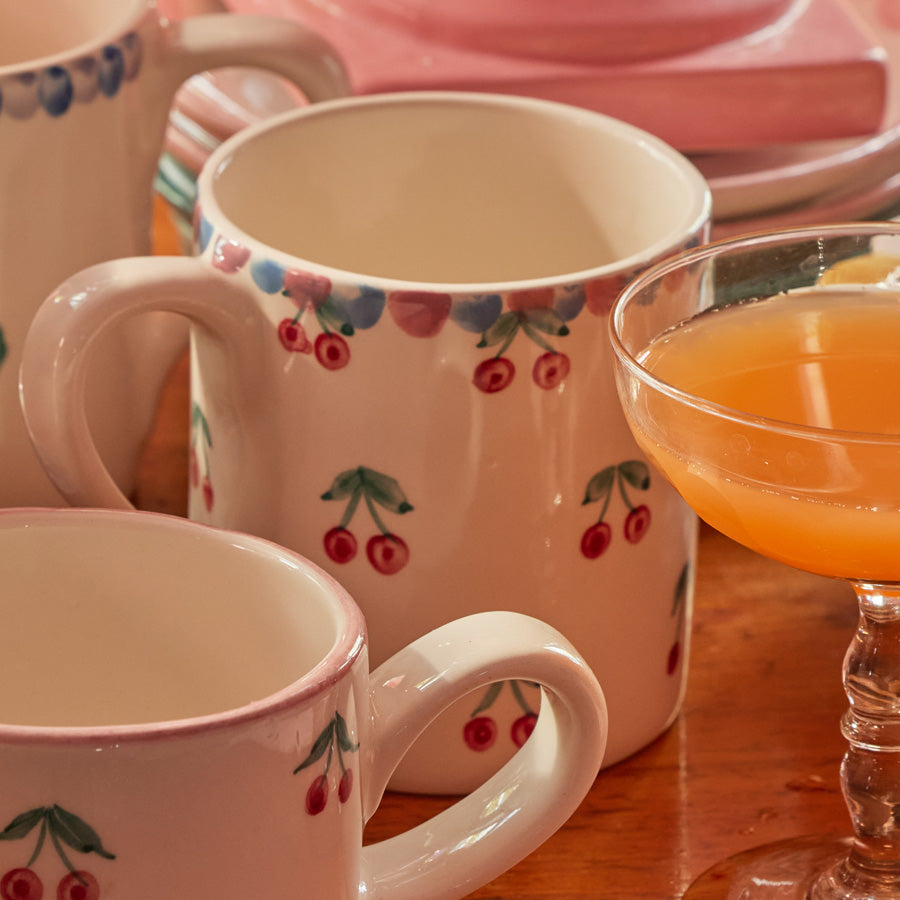 Mug Cherries