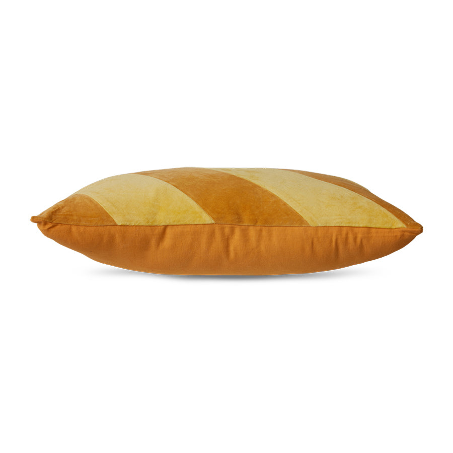 Velvet cushion April