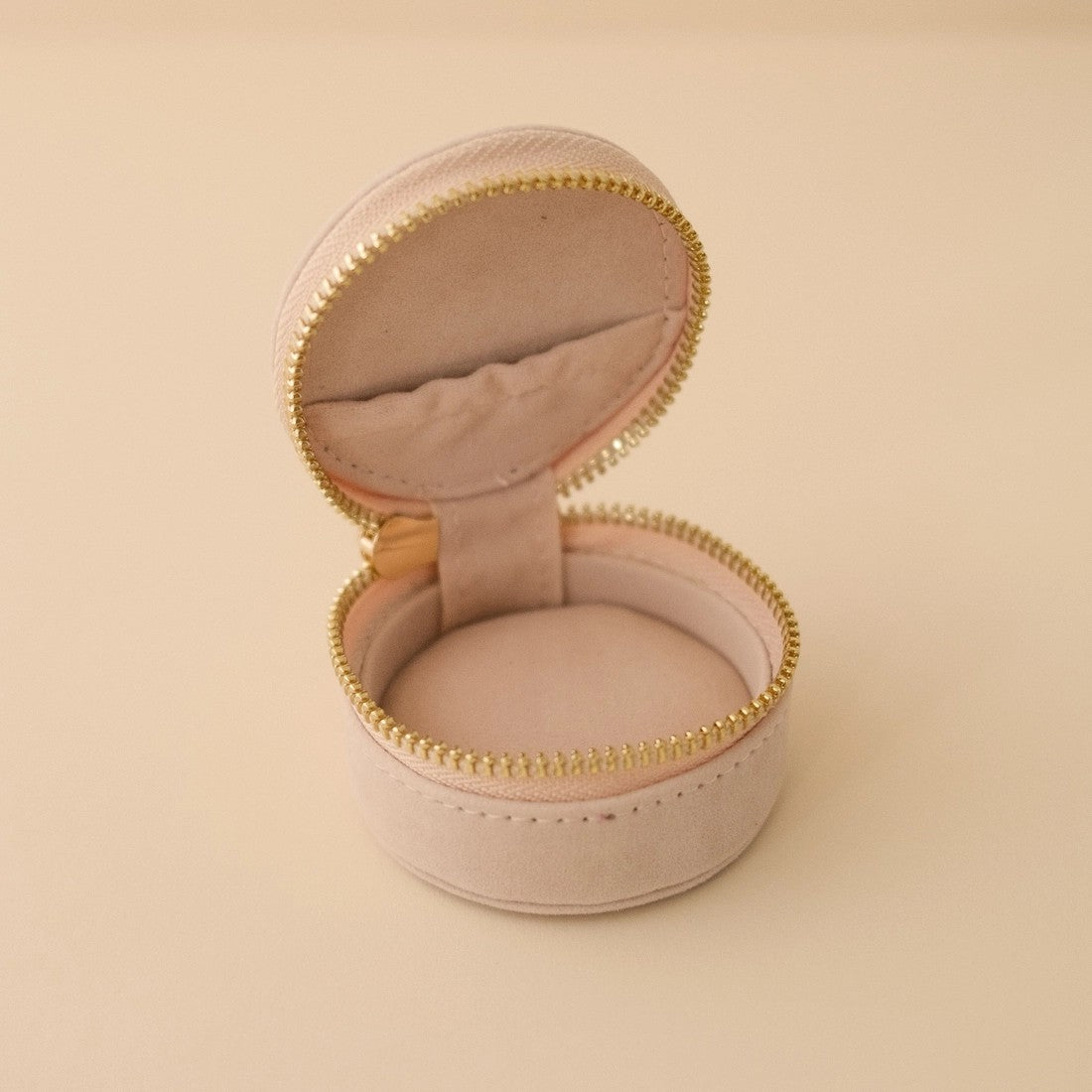 Jewellery Case Shell Cream