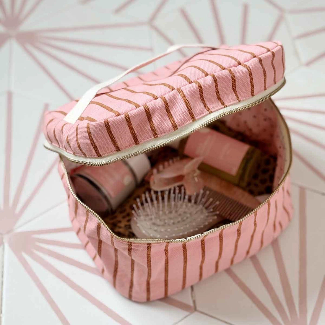 Sminkeveske Oona Stripes Strawberry