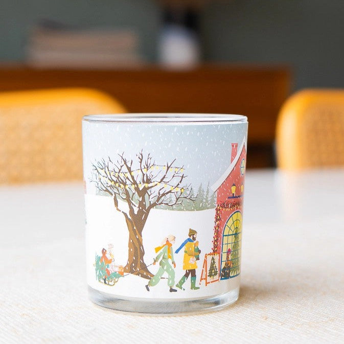 Lysholder i glass med juleillustrasjon