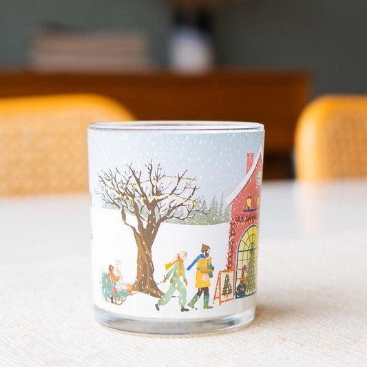 Lysholder i glass med juleillustrasjon