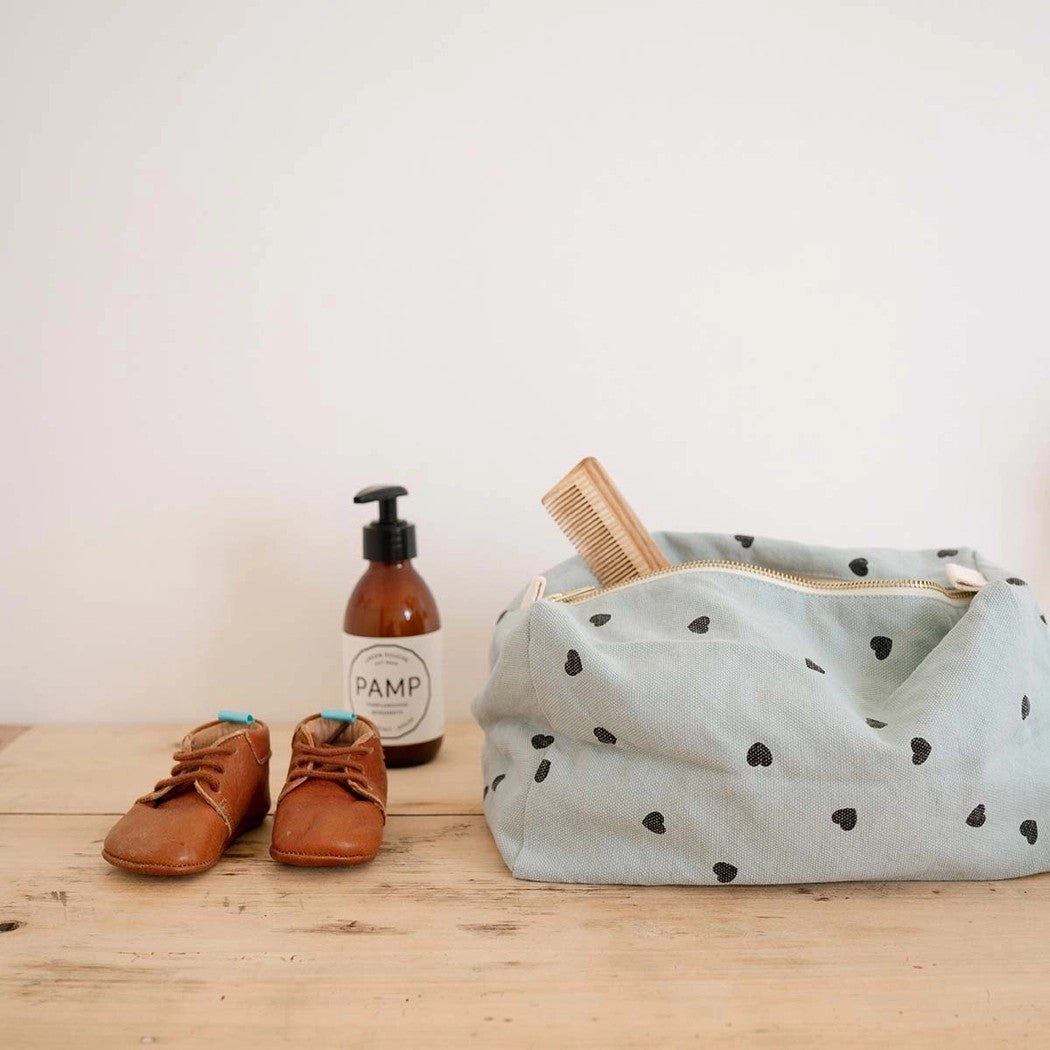 Toalettmappe Heart Blue Spray