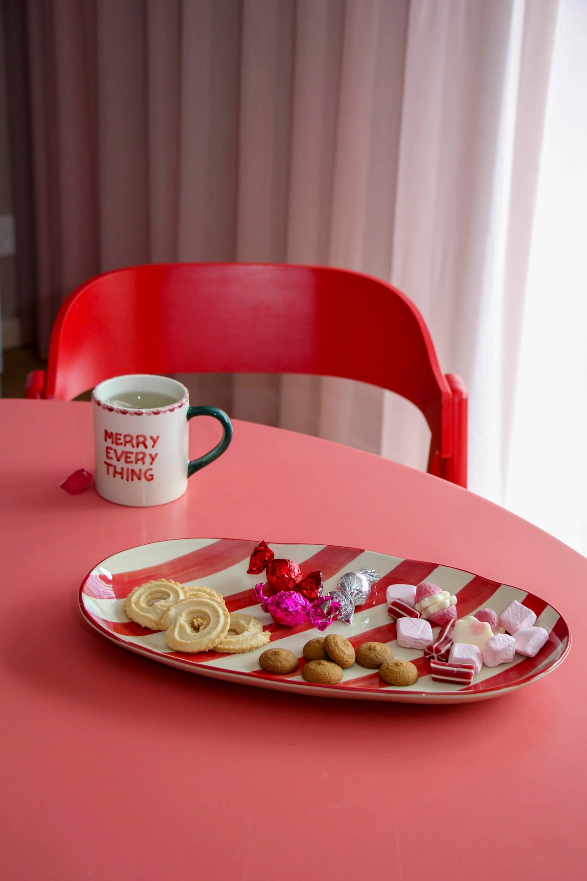 Serving Dish M Red Stripes