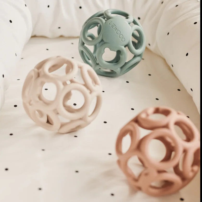 Jasmine Teether Ball Peppermint